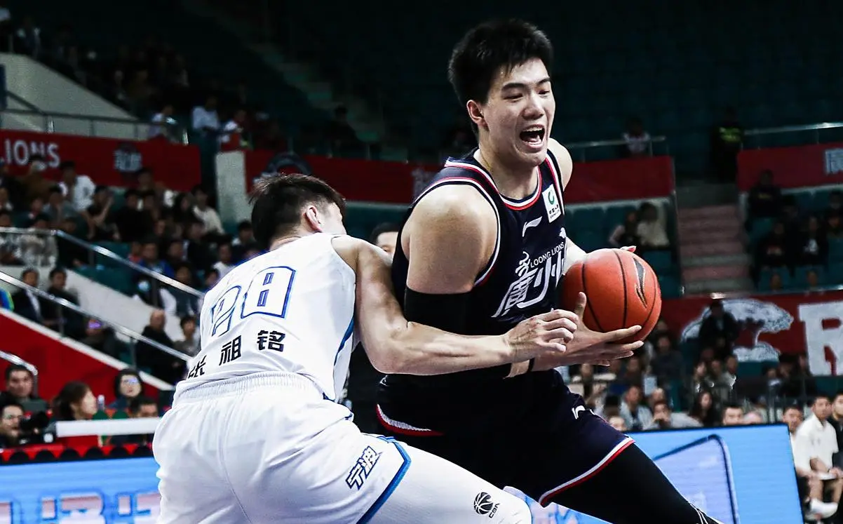 下打了两年 下打了两年