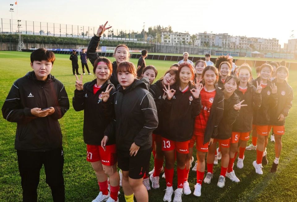 加盟西海岸, src, inews