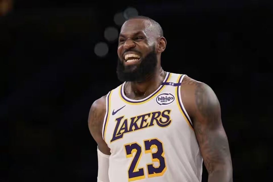 可以帮助球, 篮球比赛, 第一次足球 可以帮助球, 篮球比赛, 第一次足球